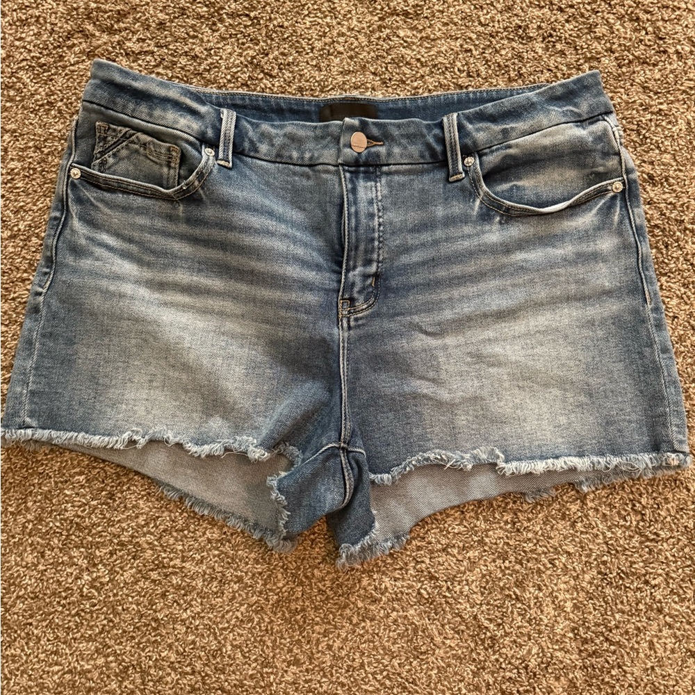 Buckle Blue Frayed Hem Jean Shorts